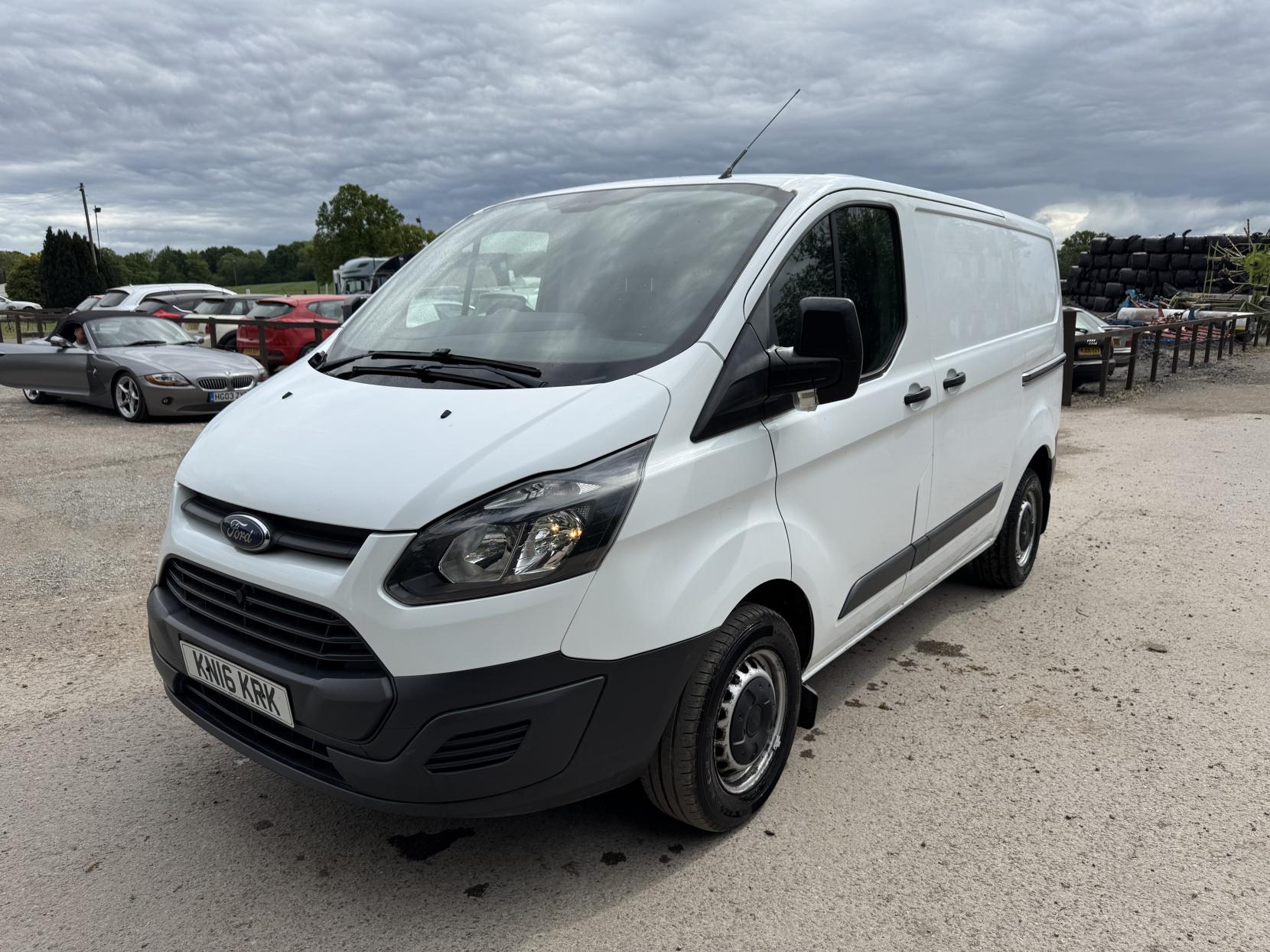 Ford Transit Custom 2.2 TDCi 290 Panel Van 5dr Diesel Manual L1 H1 (186 g/km, 98 bhp)
