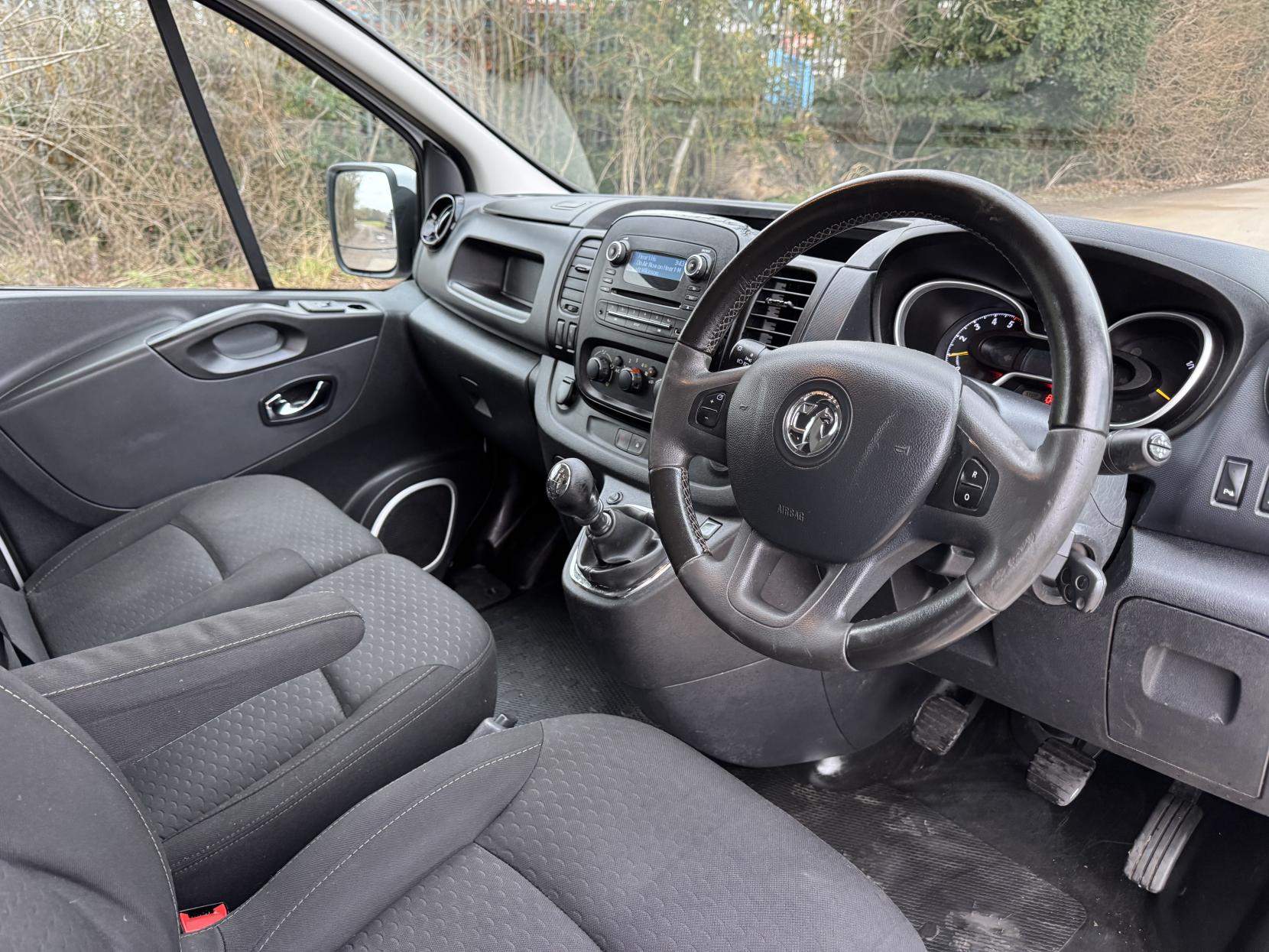 Vauxhall Vivaro 1.6 CDTi 2700 Sportive Panel Van 5dr Diesel Manual L1 H1 Euro 5 (115 ps)