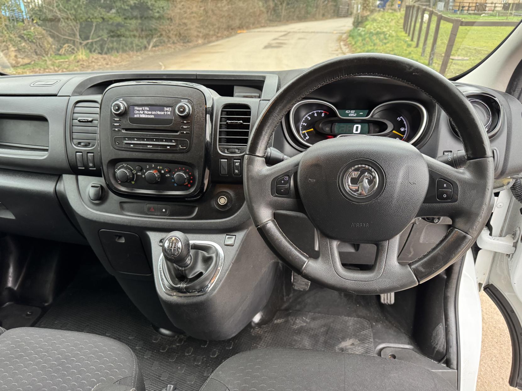 Vauxhall Vivaro 1.6 CDTi 2700 Sportive Panel Van 5dr Diesel Manual L1 H1 Euro 5 (115 ps)