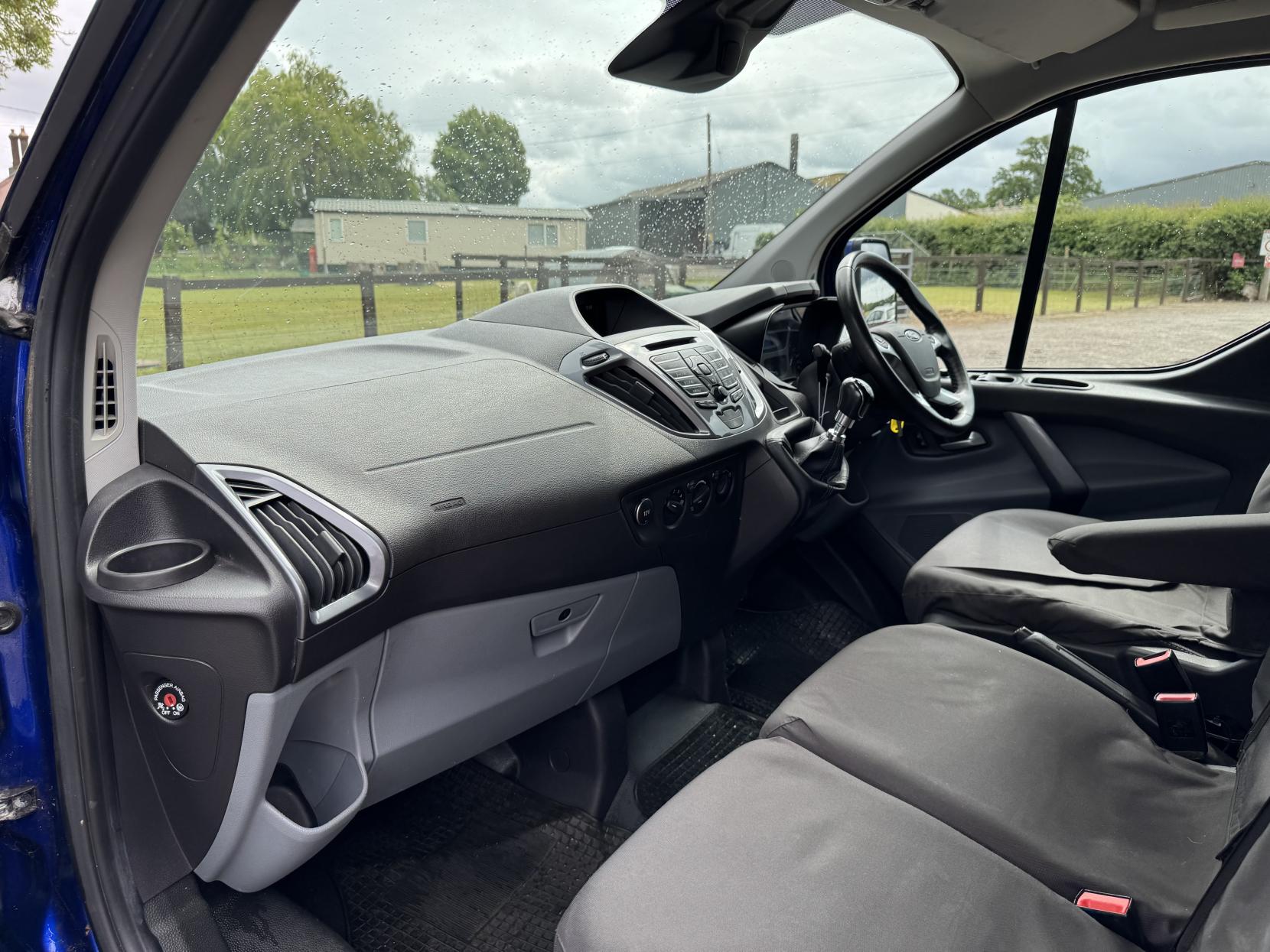Ford Transit Custom 2.0 TDCi 270 Limited Panel Van 5dr Diesel Manual L1 H1 (163 g/km, 128 bhp)