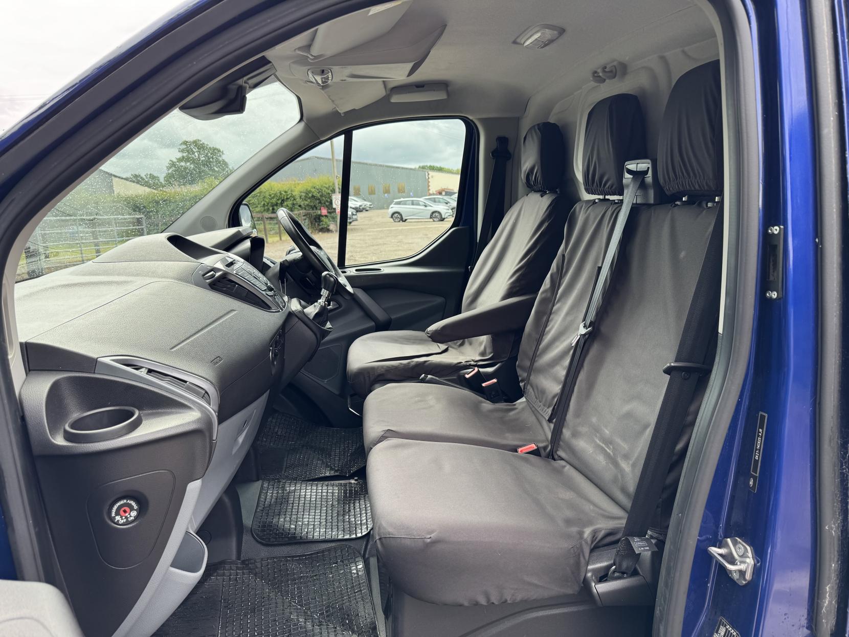 Ford Transit Custom 2.0 TDCi 270 Limited Panel Van 5dr Diesel Manual L1 H1 (163 g/km, 128 bhp)
