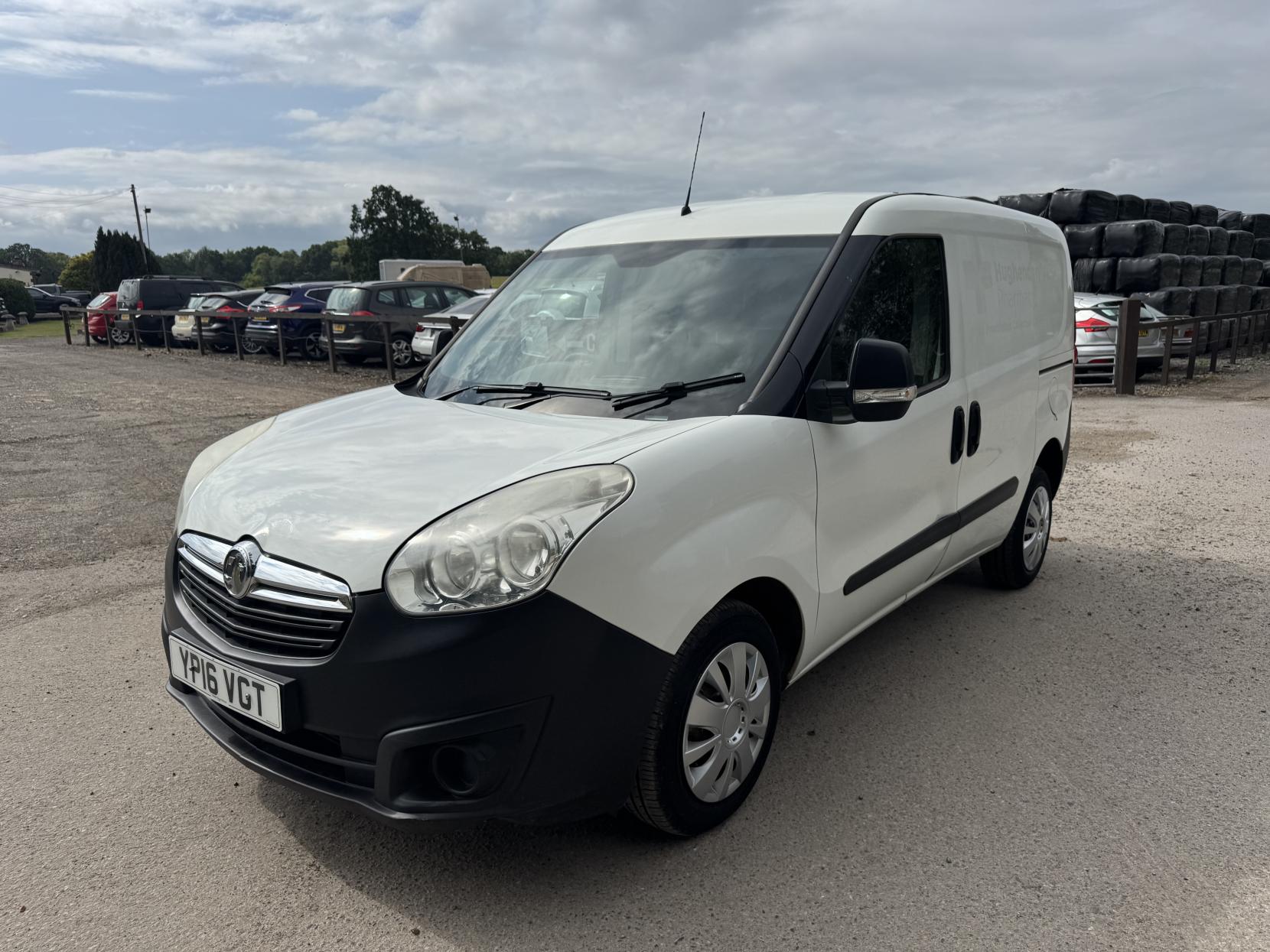 Vauxhall Combo 1.3 CDTi 2000 16v Panel Van 3dr Diesel Manual FWD L1 H1 (133 g/km, 89 bhp)