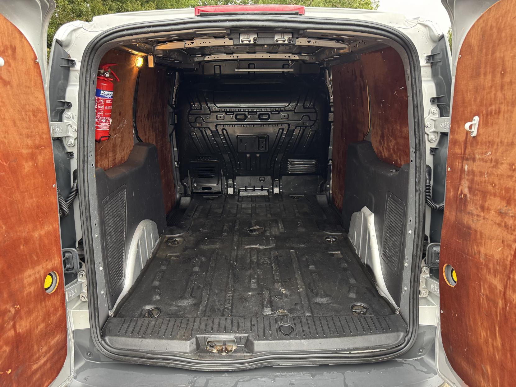 Ford Transit Connect 1.6 TDCi 210 Trend Panel Van 5dr Diesel Manual L2 H1 (128 g/km, 94 bhp)