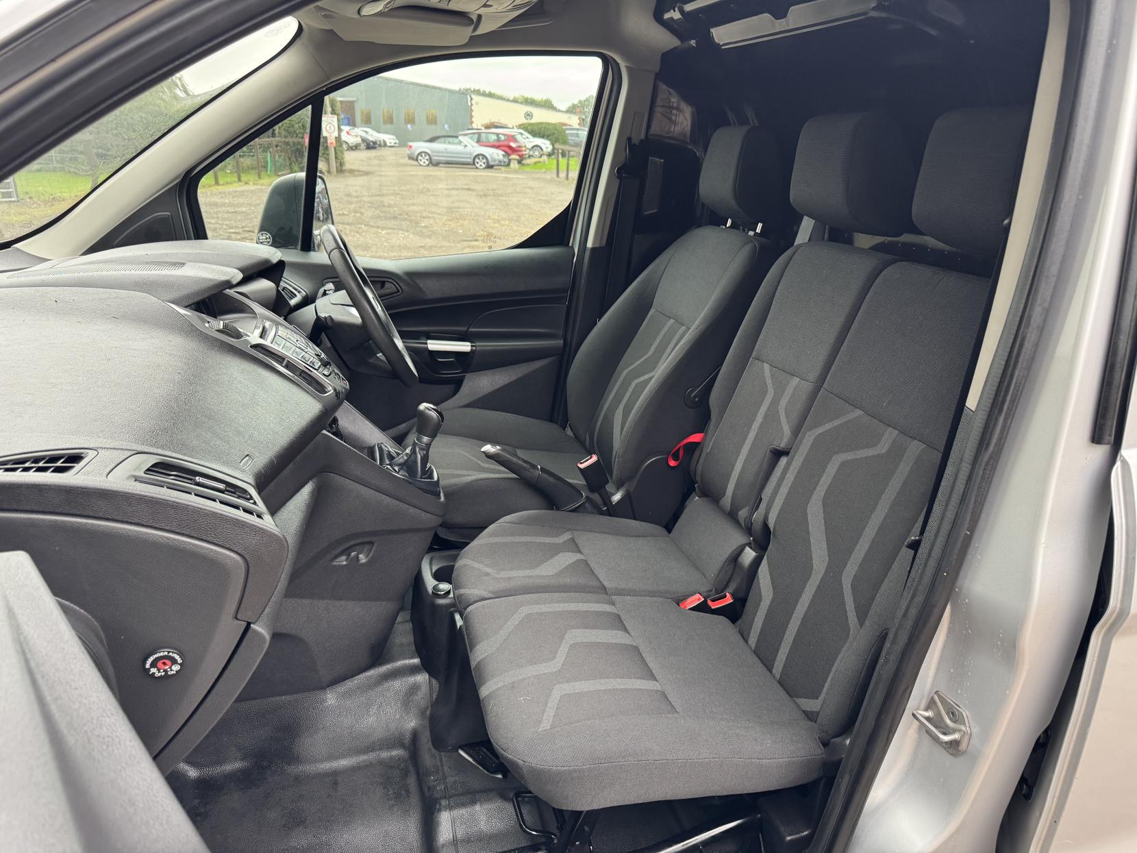 Ford Transit Connect 1.6 TDCi 210 Trend Panel Van 5dr Diesel Manual L2 H1 (128 g/km, 94 bhp)