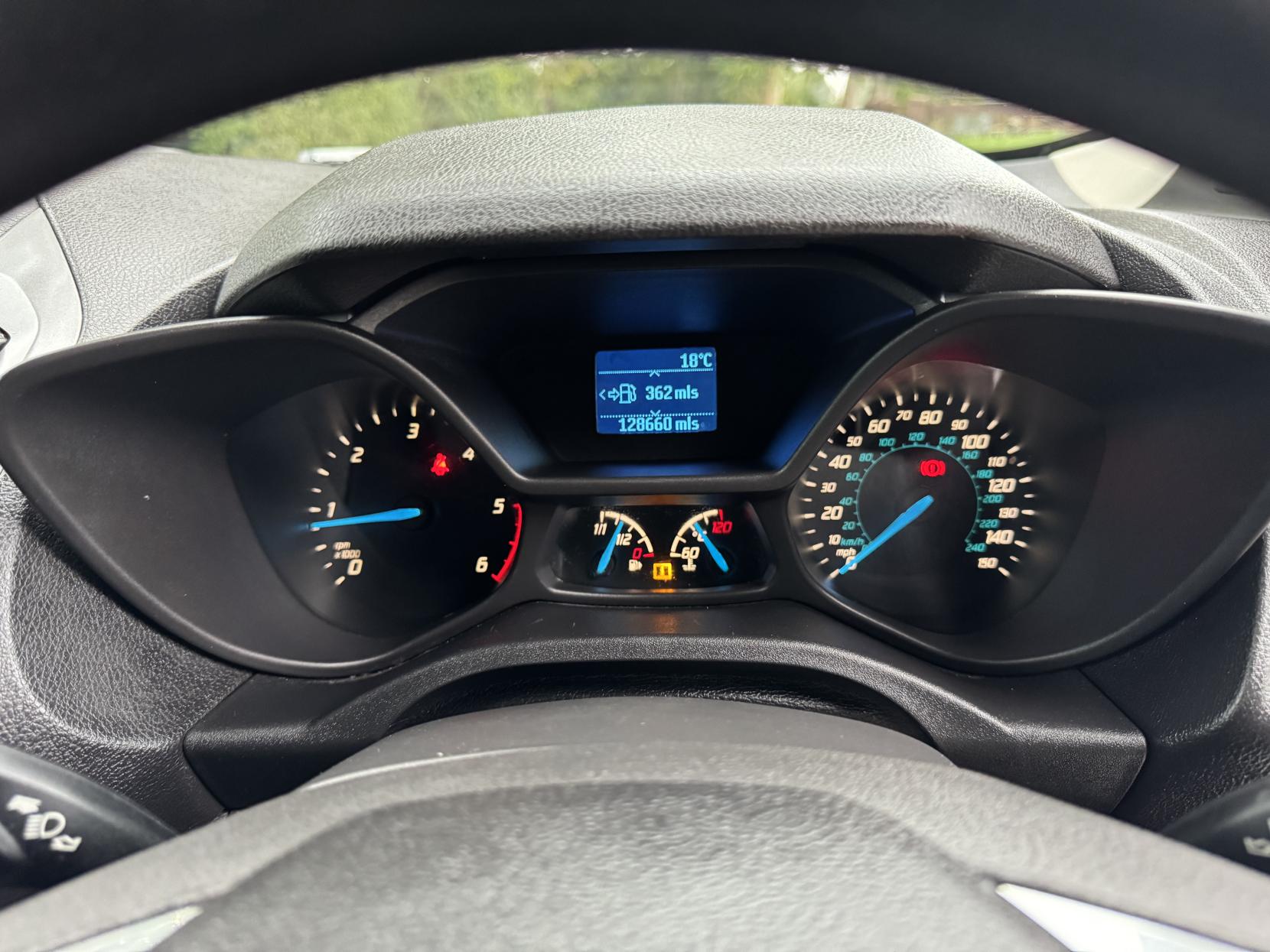 Ford Transit Connect 1.6 TDCi 210 Trend Panel Van 5dr Diesel Manual L2 H1 (128 g/km, 94 bhp)