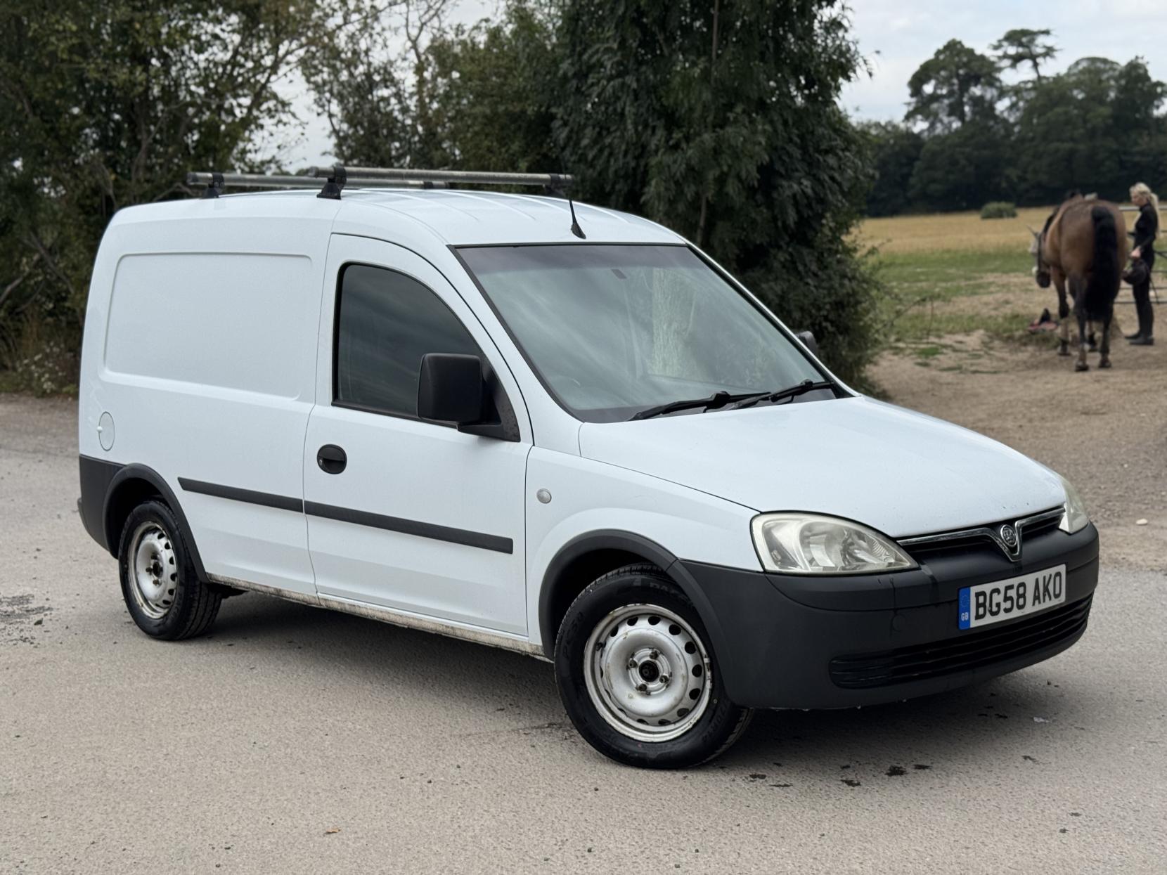 Vauxhall Combo 1.3 CDTi 1700 16v Panel Van 3dr Diesel Manual (134 g/km, 69 bhp)