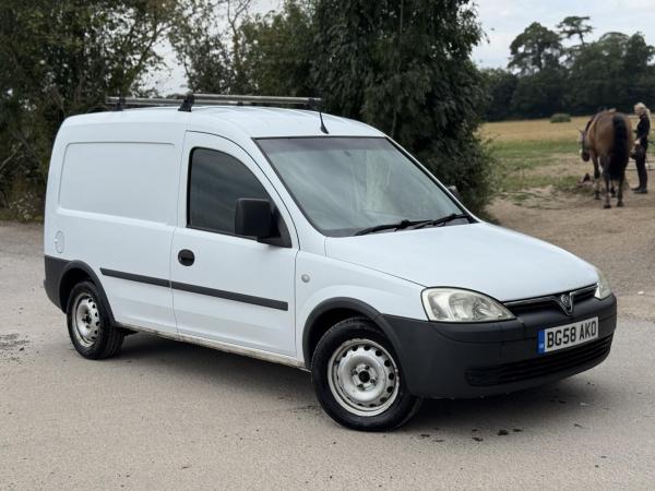 Vauxhall Combo 1.3 CDTi 1700 16v Panel Van 3dr Diesel Manual (134 g/km, 69 bhp)