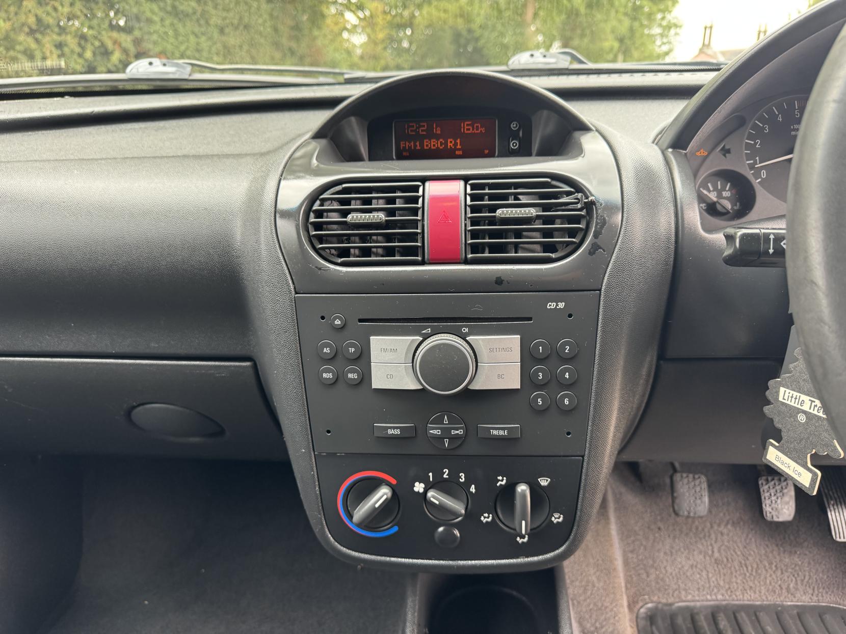 Vauxhall Combo 1.3 CDTi 1700 16v Panel Van 3dr Diesel Manual (134 g/km, 69 bhp)