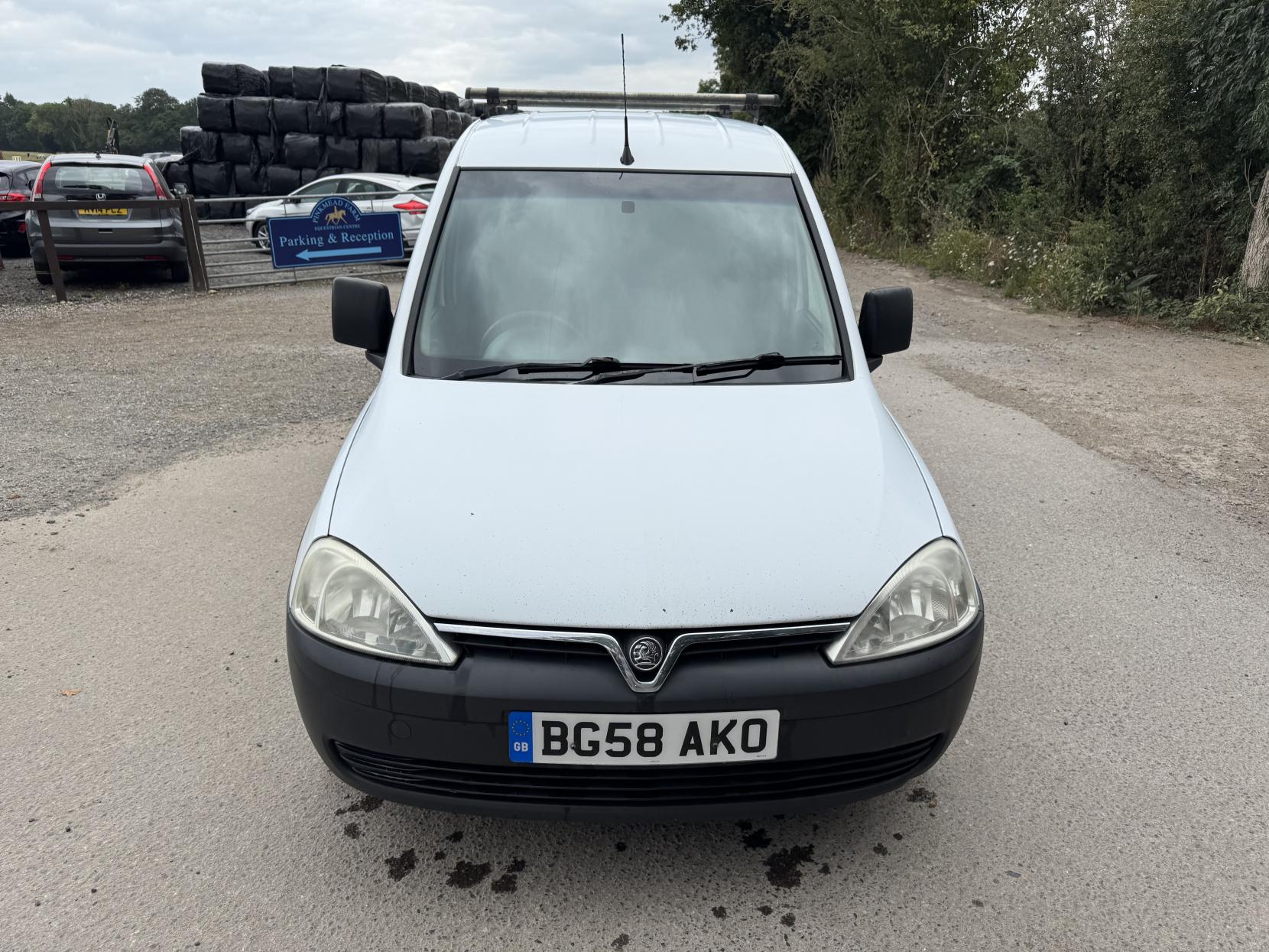 Vauxhall Combo 1.3 CDTi 1700 16v Panel Van 3dr Diesel Manual (134 g/km, 69 bhp)