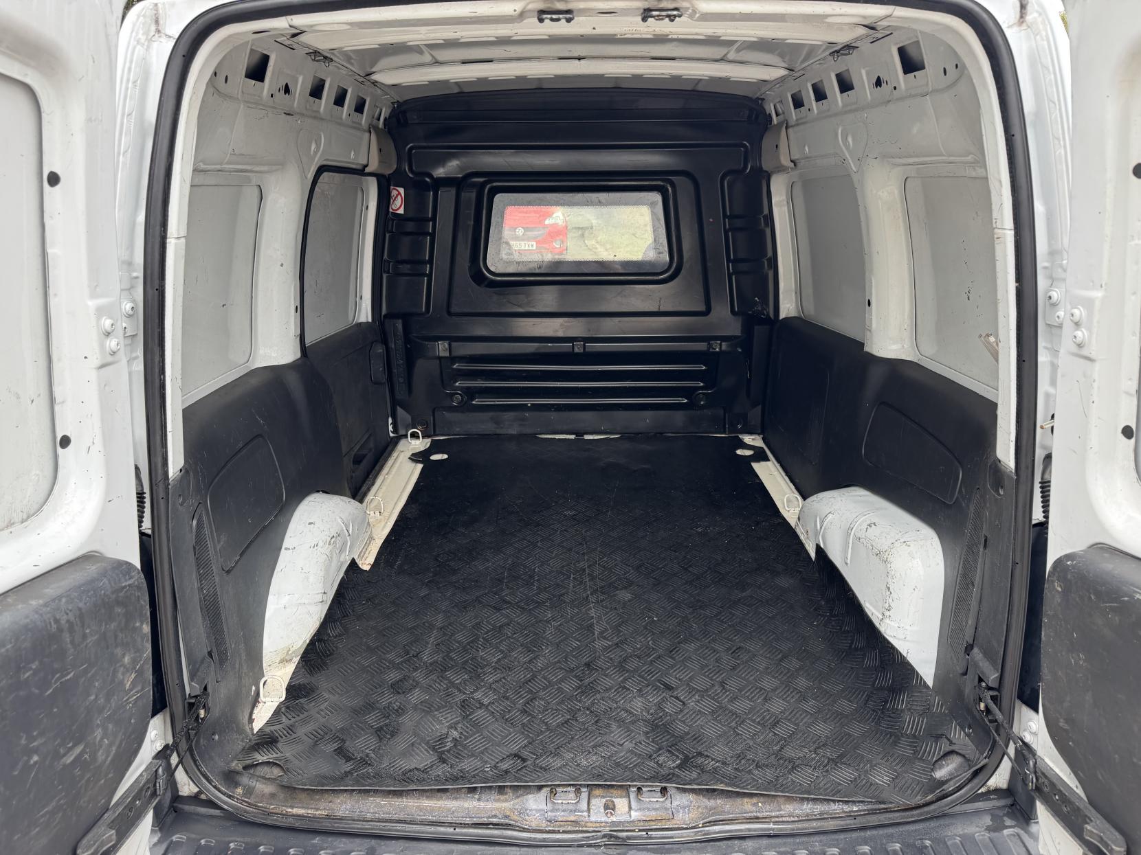 Vauxhall Combo 1.3 CDTi 1700 16v Panel Van 3dr Diesel Manual (134 g/km, 69 bhp)