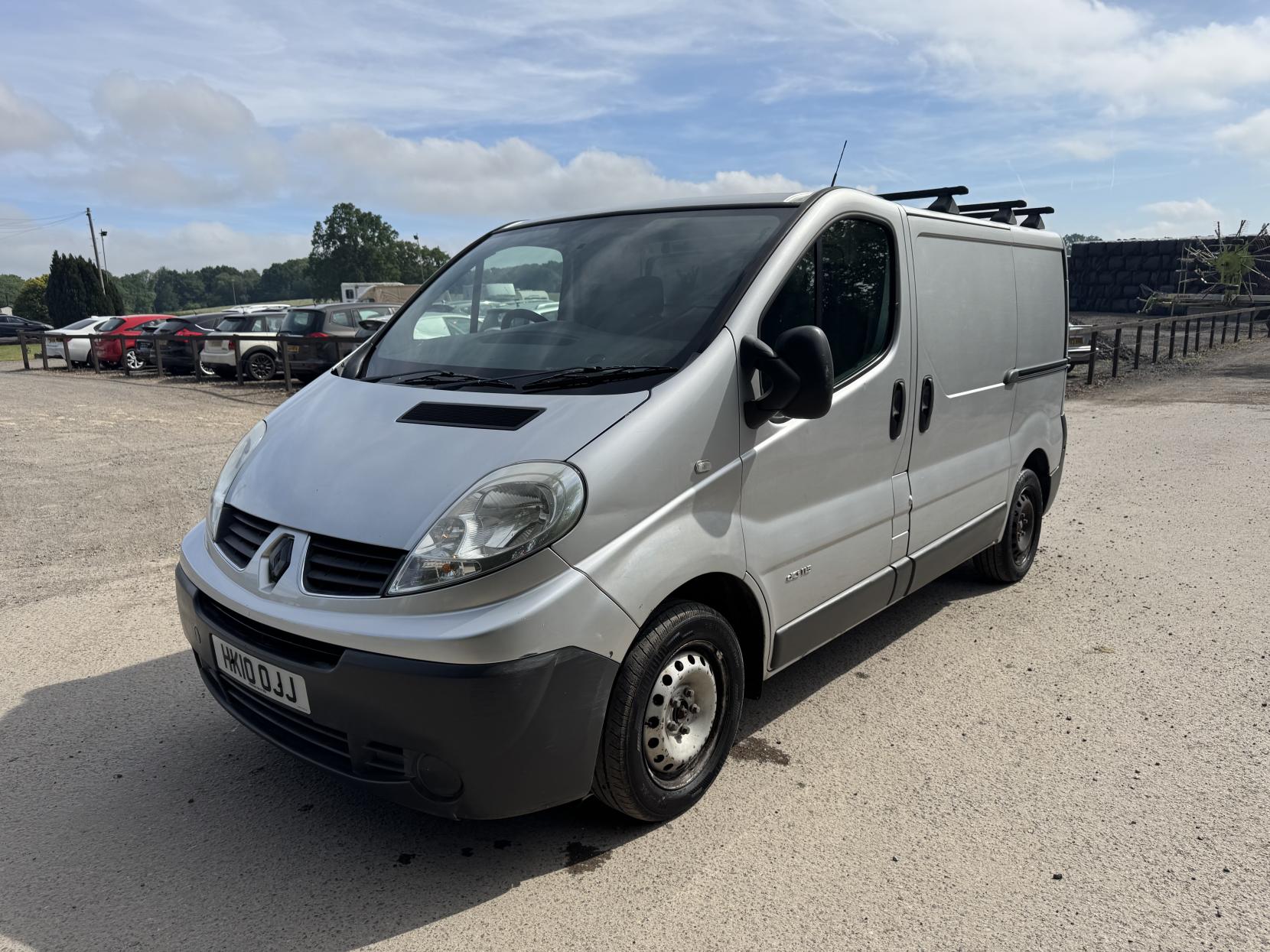 Renault Trafic 2.0 dCi SL27 Panel Van 4dr Diesel Manual L1 H1 (Phase 3) (195 g/km, 115 bhp)
