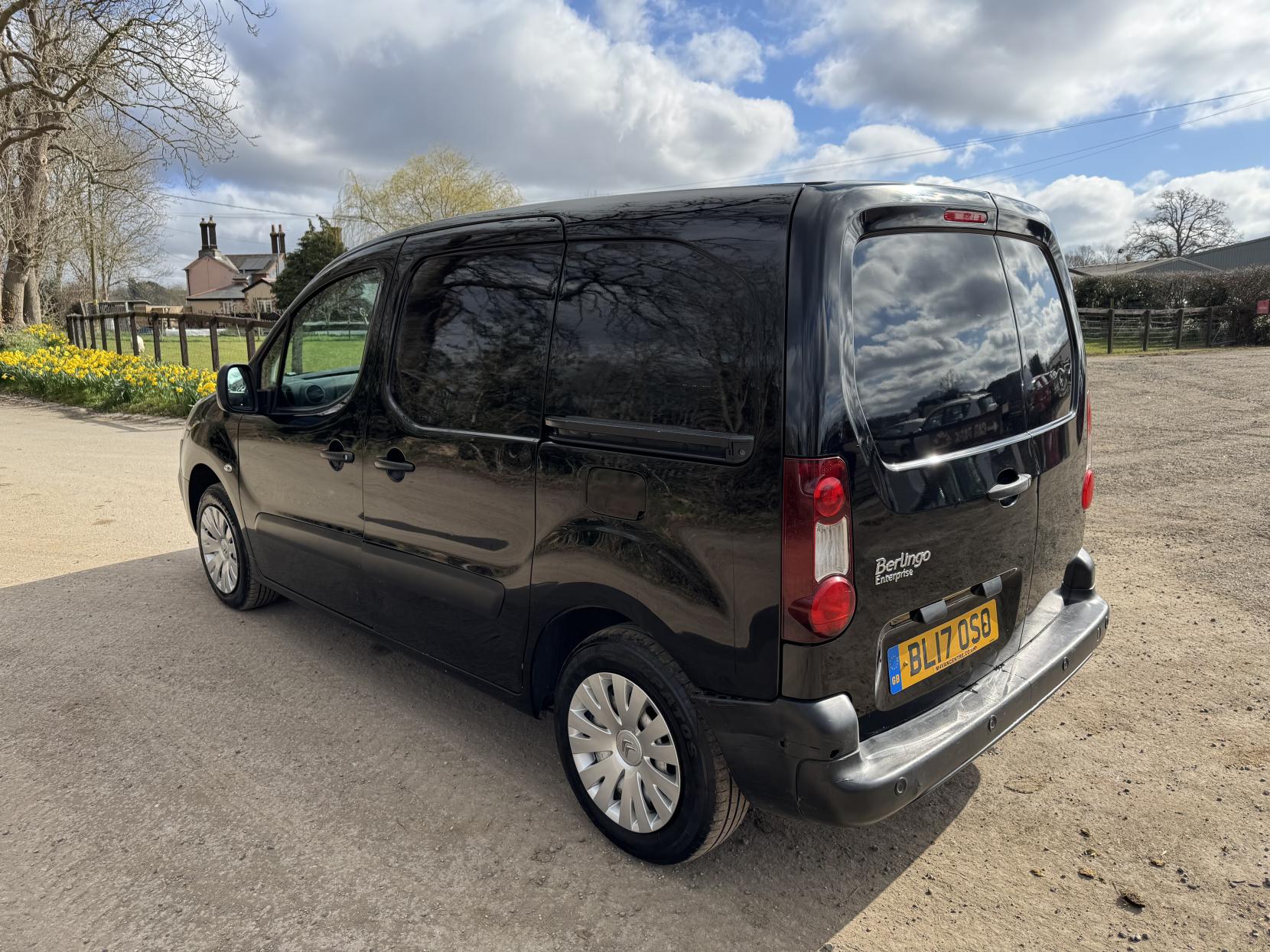 Citroen Berlingo 1.6 BlueHDi 625 Enterprise Panel Van 5dr Diesel Manual L1 (112 g/km, 75 bhp)