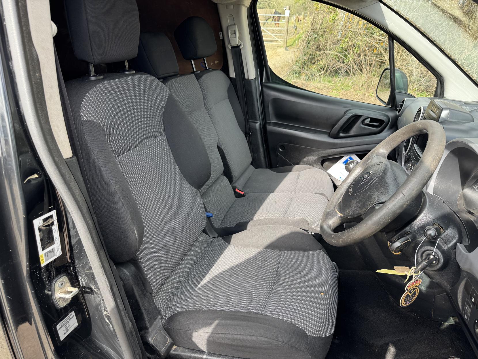 Citroen Berlingo 1.6 BlueHDi 625 Enterprise Panel Van 5dr Diesel Manual L1 (112 g/km, 75 bhp)