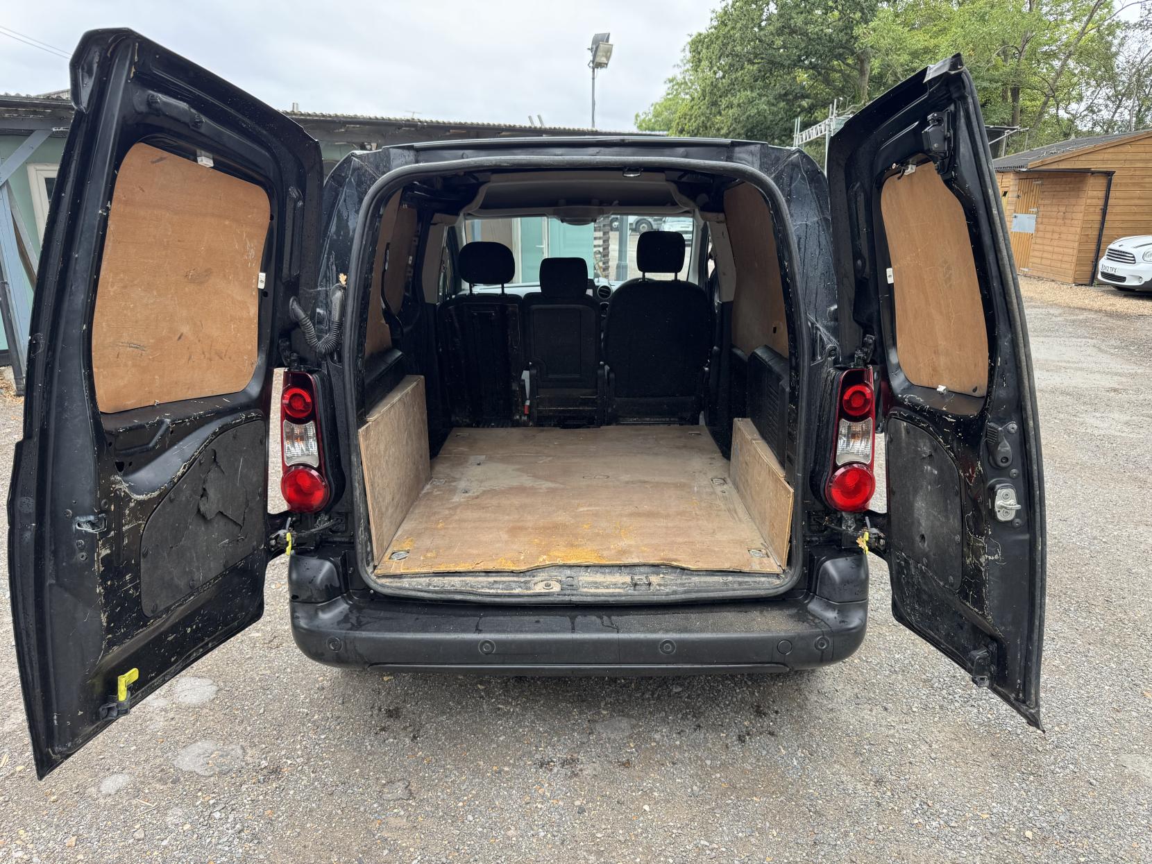 Citroen Berlingo 1.6 BlueHDi 625 Enterprise Panel Van 5dr Diesel Manual L1 (112 g/km, 75 bhp)