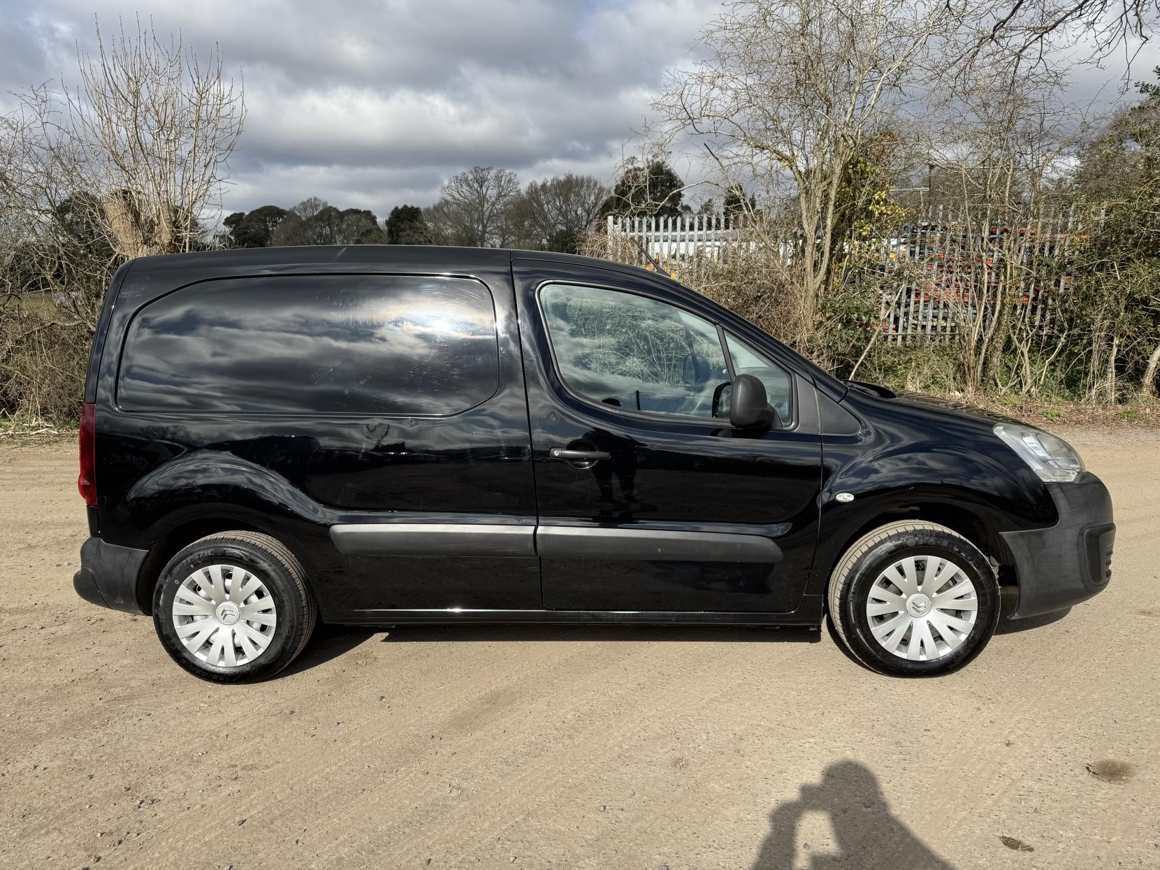 Citroen Berlingo 1.6 BlueHDi 625 Enterprise Panel Van 5dr Diesel Manual L1 (112 g/km, 75 bhp)