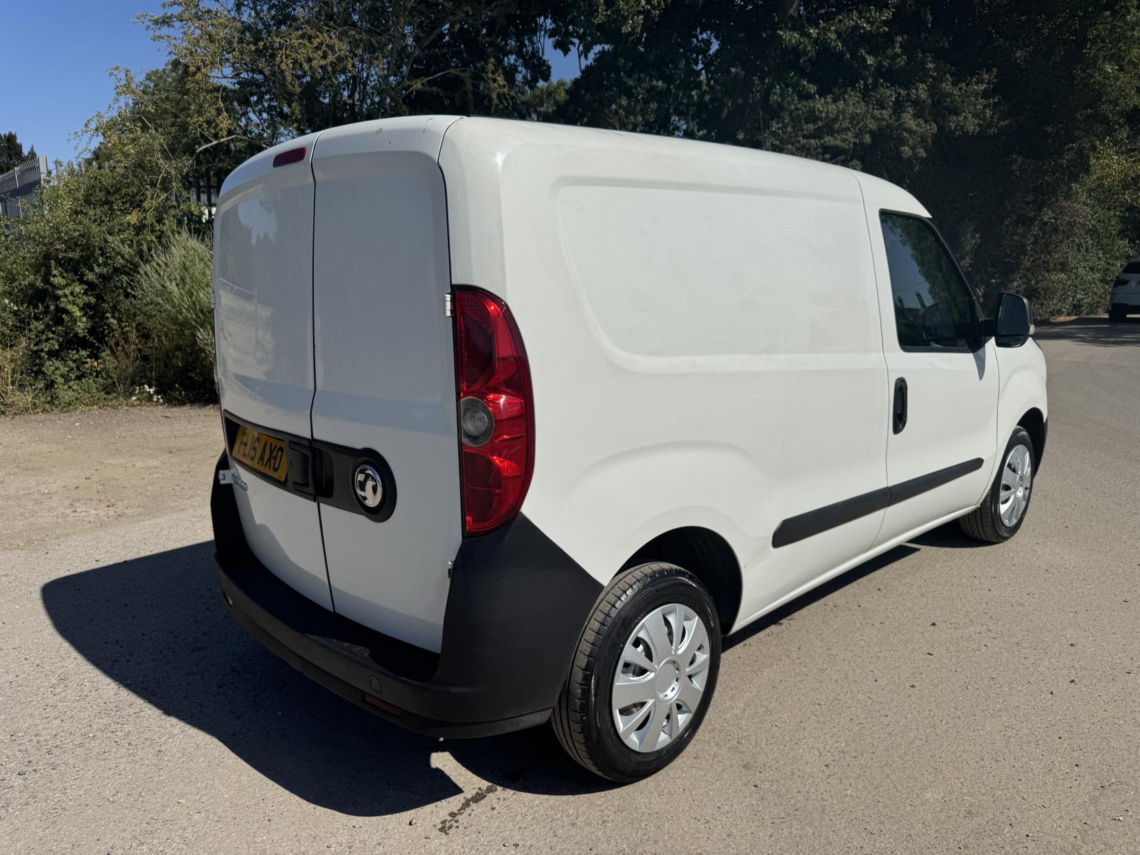 Vauxhall Combo 1.3 CDTi 2000 16v Panel Van 3dr Diesel Manual FWD L1 H1 (133 g/km, 89 bhp)