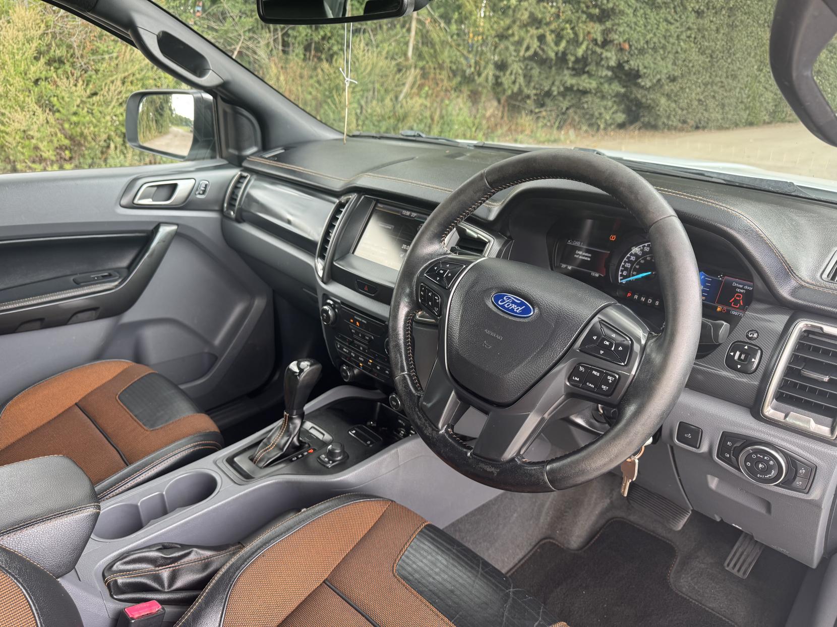 Ford Ranger 3.2 TDCi Wildtrak Pickup Double Cab 4dr Diesel Auto 4WD Euro 5 (200 ps)