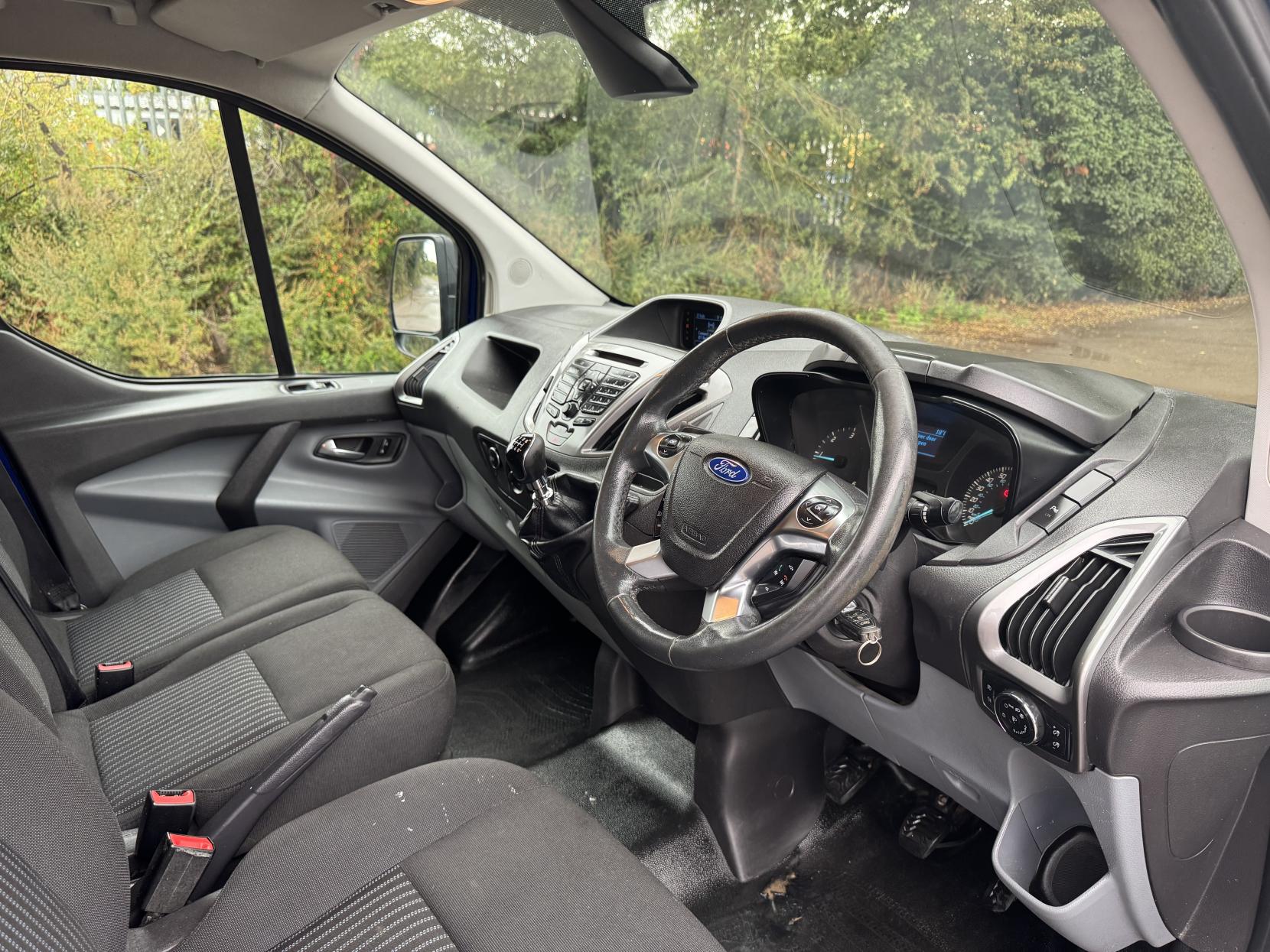 Ford Transit Custom 2.2 TDCi 290 Trend Panel Van 5dr Diesel Manual L1 H1 (186 g/km, 123 bhp)