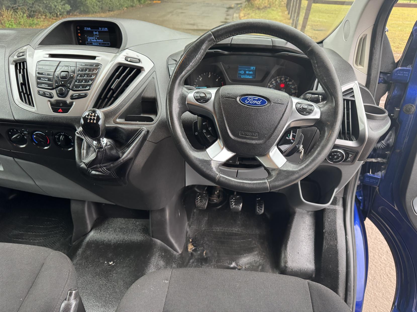 Ford Transit Custom 2.2 TDCi 290 Trend Panel Van 5dr Diesel Manual L1 H1 (186 g/km, 123 bhp)