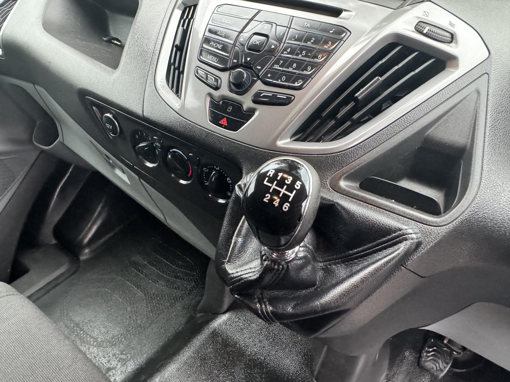 Ford Transit Custom 2.2 TDCi 290 Trend Panel Van 5dr Diesel Manual L1 H1 (186 g/km, 123 bhp)