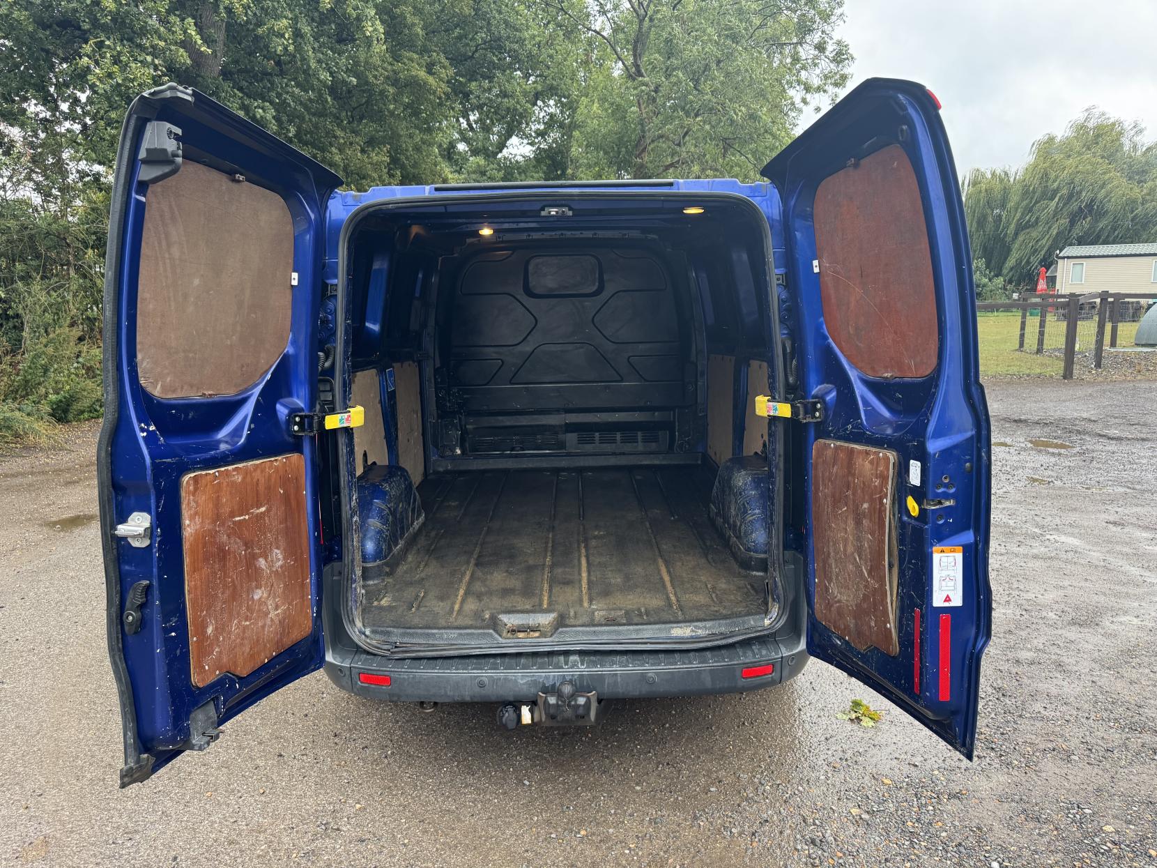 Ford Transit Custom 2.2 TDCi 290 Trend Panel Van 5dr Diesel Manual L1 H1 (186 g/km, 123 bhp)