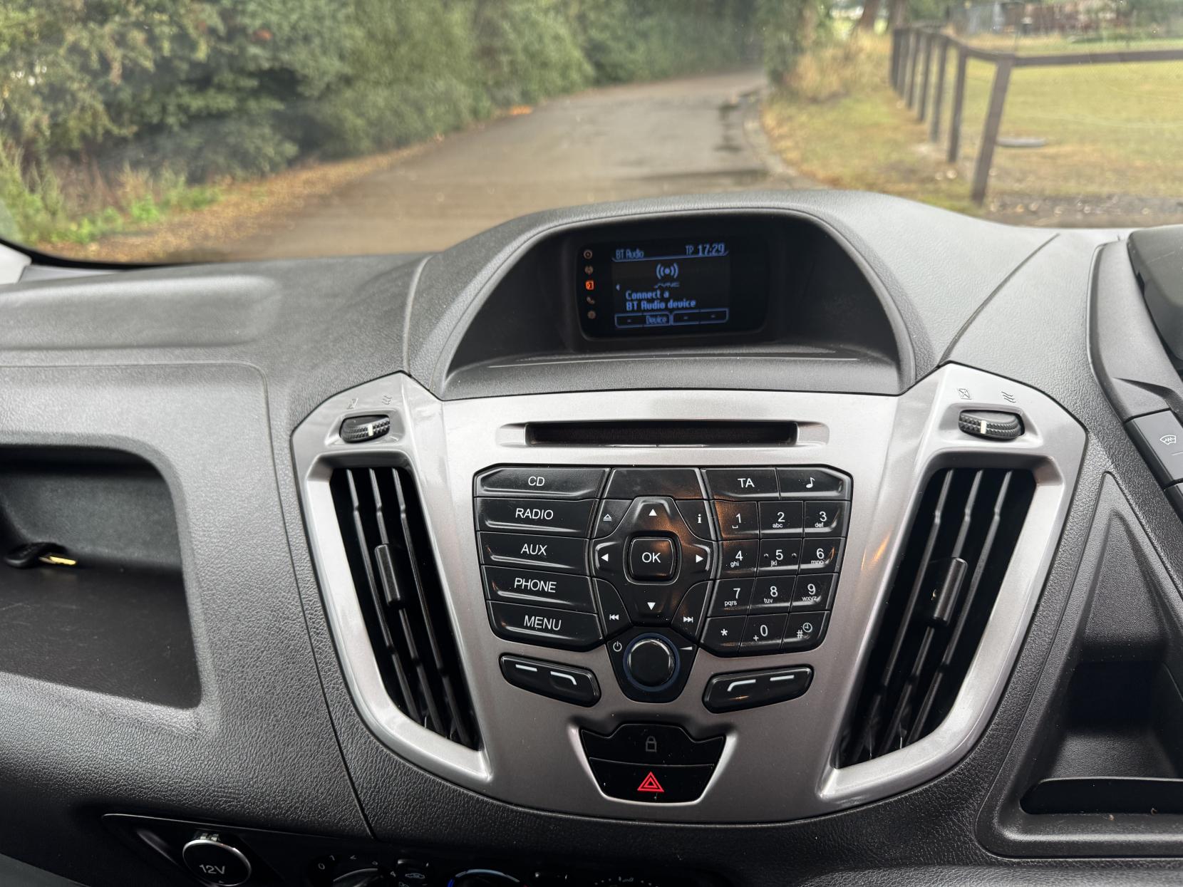 Ford Transit Custom 2.2 TDCi 290 Trend Panel Van 5dr Diesel Manual L1 H1 (186 g/km, 123 bhp)