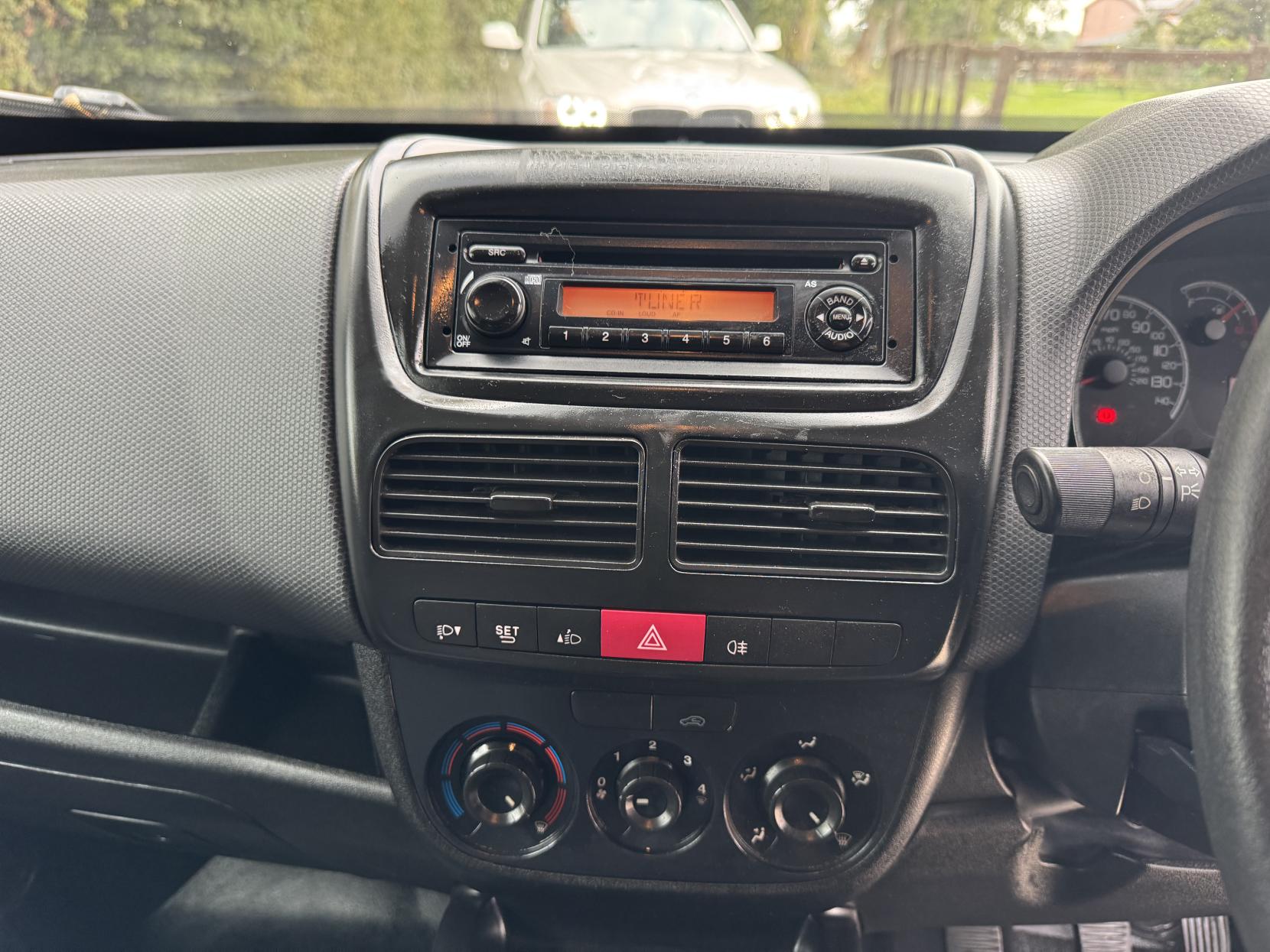 Fiat Doblo 1.3 JTD MultiJetII 16v Panel Van 4dr Diesel Manual L1 H1 (133 g/km, 90 bhp)