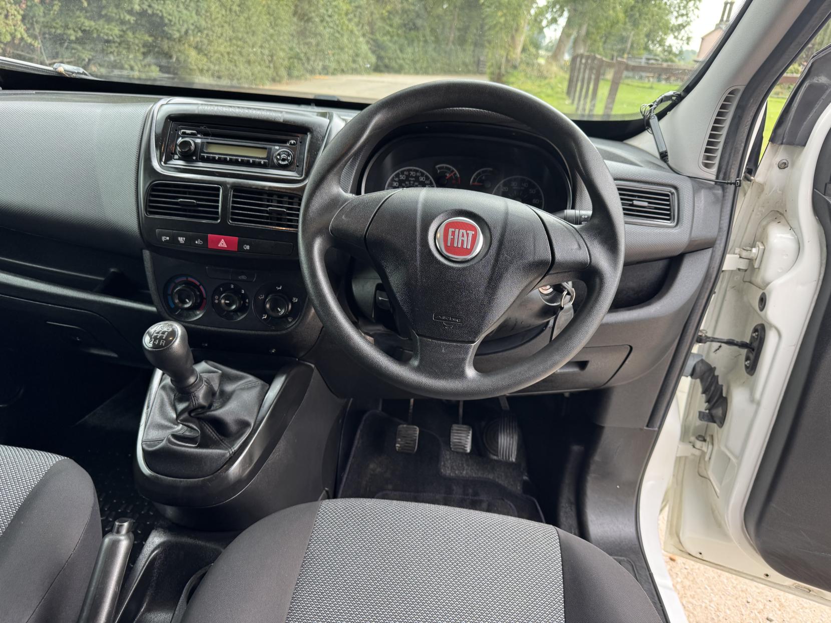 Fiat Doblo 1.3 JTD MultiJetII 16v Panel Van 4dr Diesel Manual L1 H1 (133 g/km, 90 bhp)