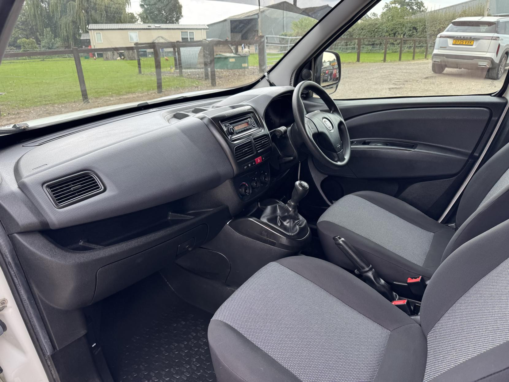 Fiat Doblo 1.3 JTD MultiJetII 16v Panel Van 4dr Diesel Manual L1 H1 (133 g/km, 90 bhp)