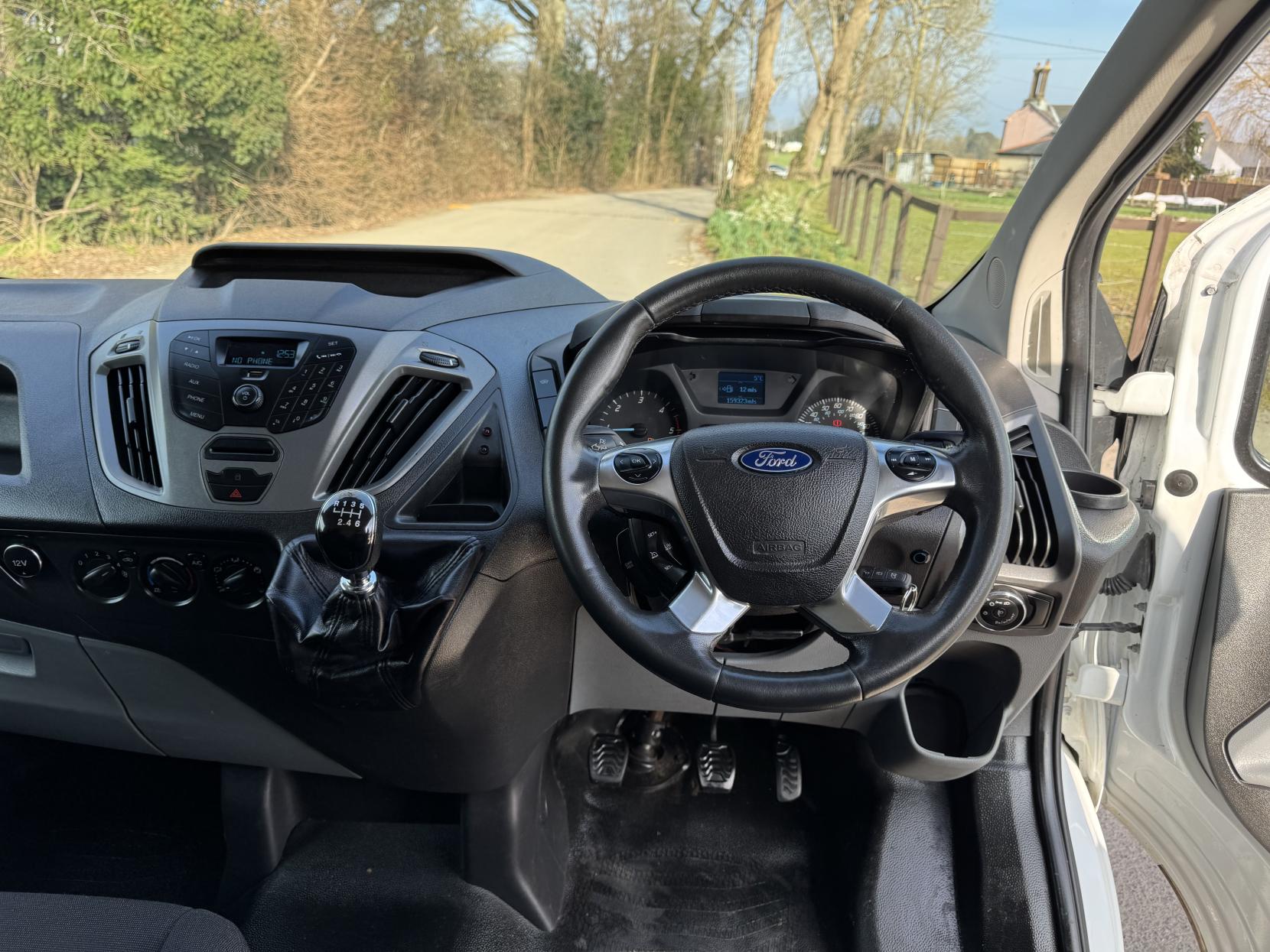 Ford Transit Custom 2.2 TDCi 330 Panel Van 5dr Diesel Manual L1 H1 (192 g/km, 123 bhp)