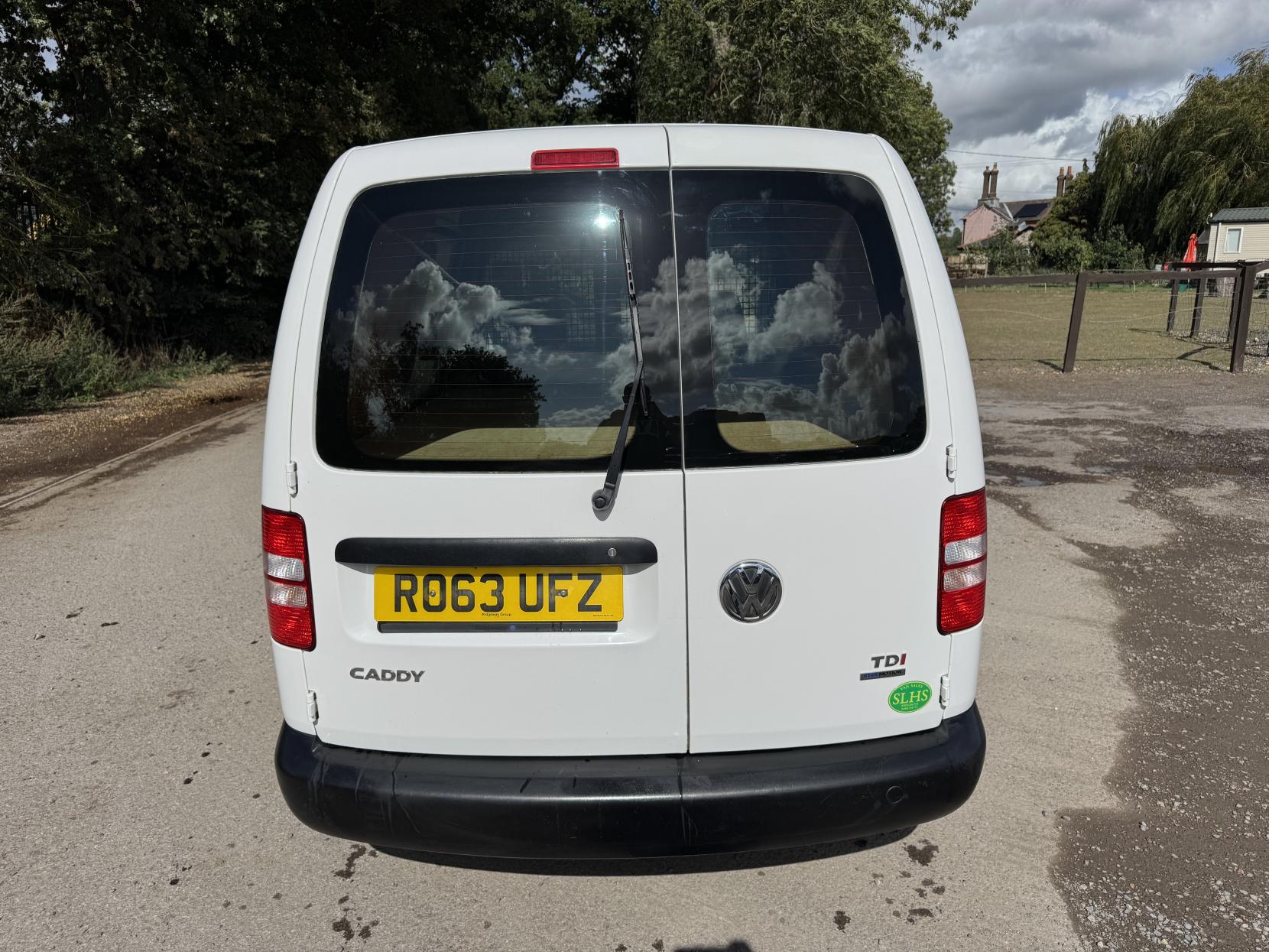 Volkswagen Caddy 1.6 TDI BlueMotion Tech C20 Startline Panel Van 4dr Diesel Manual L1 H1 (134 g/km, 101 bhp)
