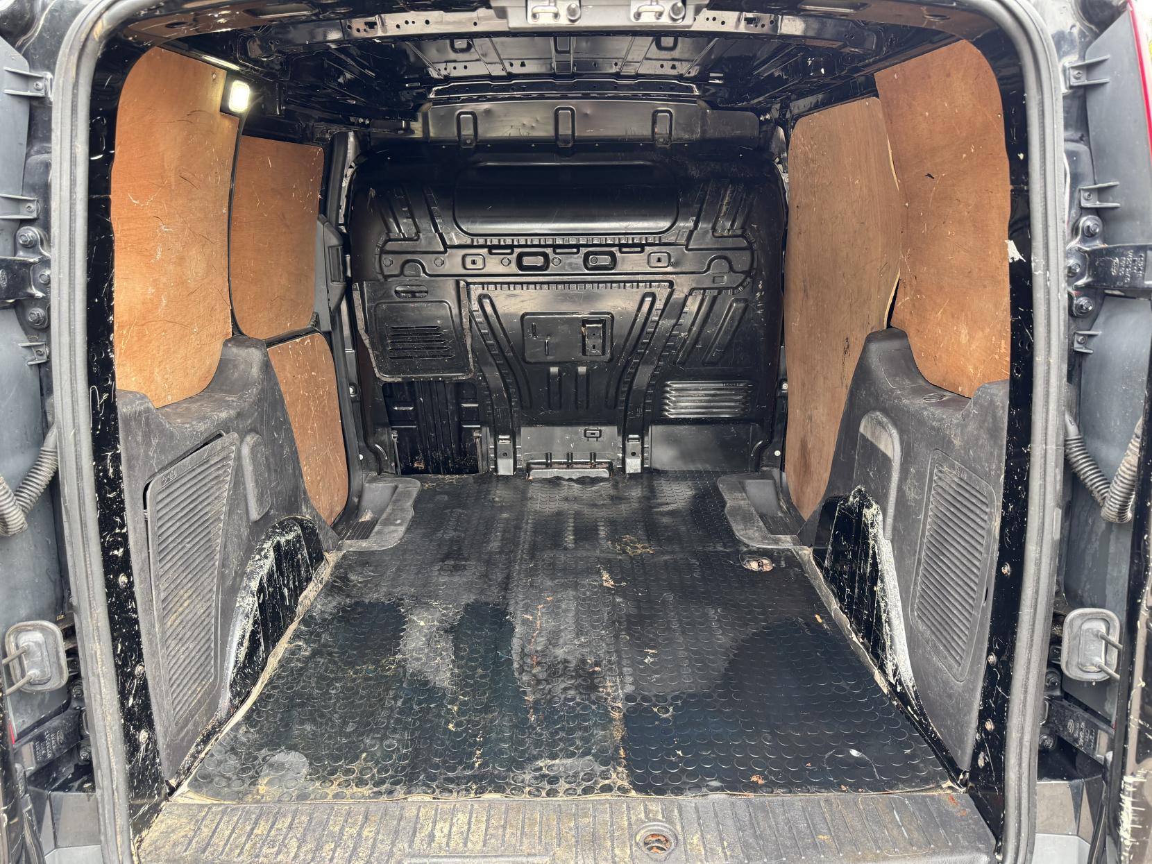 Ford Transit Connect 1.6 TDCi 200 Limited Panel Van 5dr Diesel Manual L1 H1 (124 g/km, 113 bhp)