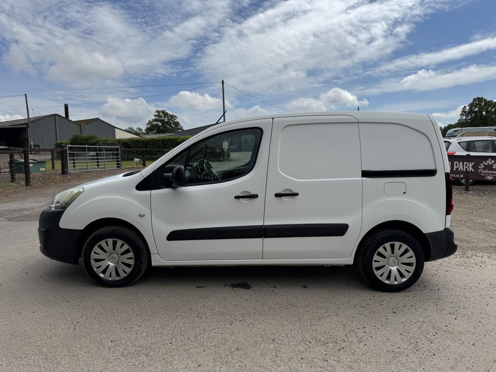 Citroen Berlingo 1.6 BlueHDi 850 Enterprise Panel Van 5dr Diesel Manual L1 (112 g/km, 100 bhp)