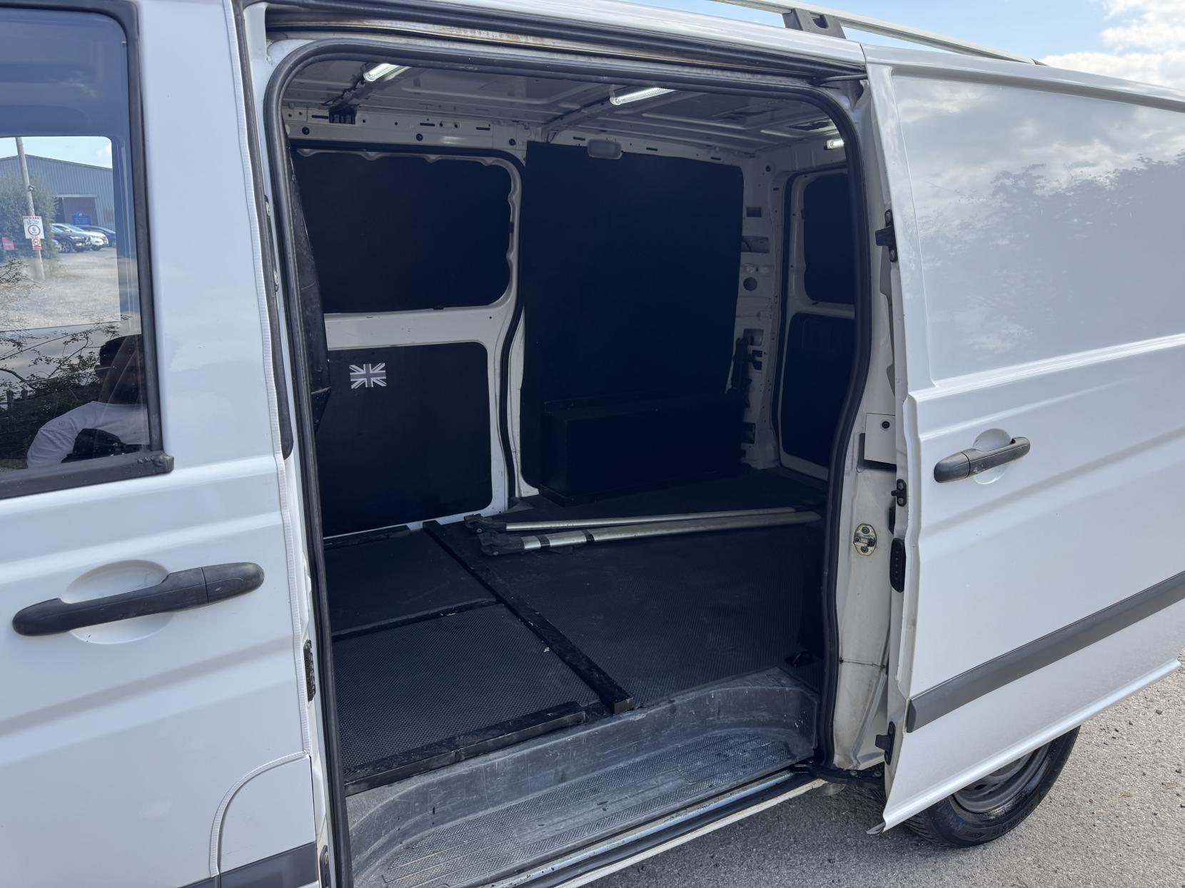 Mercedes-Benz Vito 2.1 110 CDi Panel Van 5dr Diesel Manual L1 (206 g/km, 95 bhp)