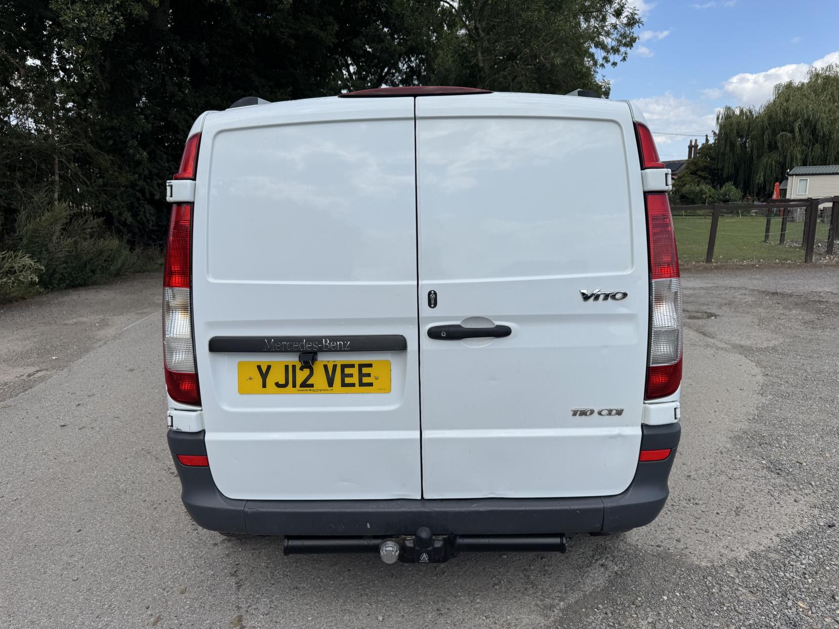 Mercedes-Benz Vito 2.1 110 CDi Panel Van 5dr Diesel Manual L1 (206 g/km, 95 bhp)