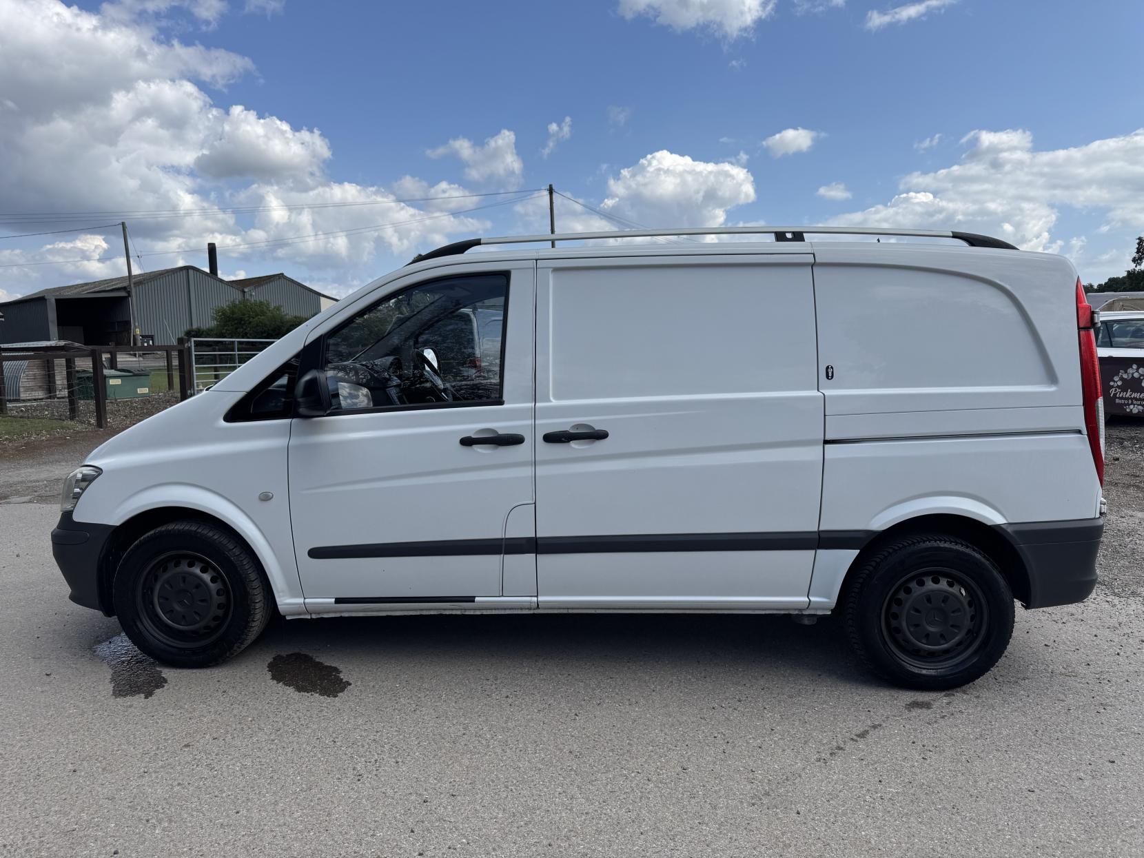 Mercedes-Benz Vito 2.1 110 CDi Panel Van 5dr Diesel Manual L1 (206 g/km, 95 bhp)