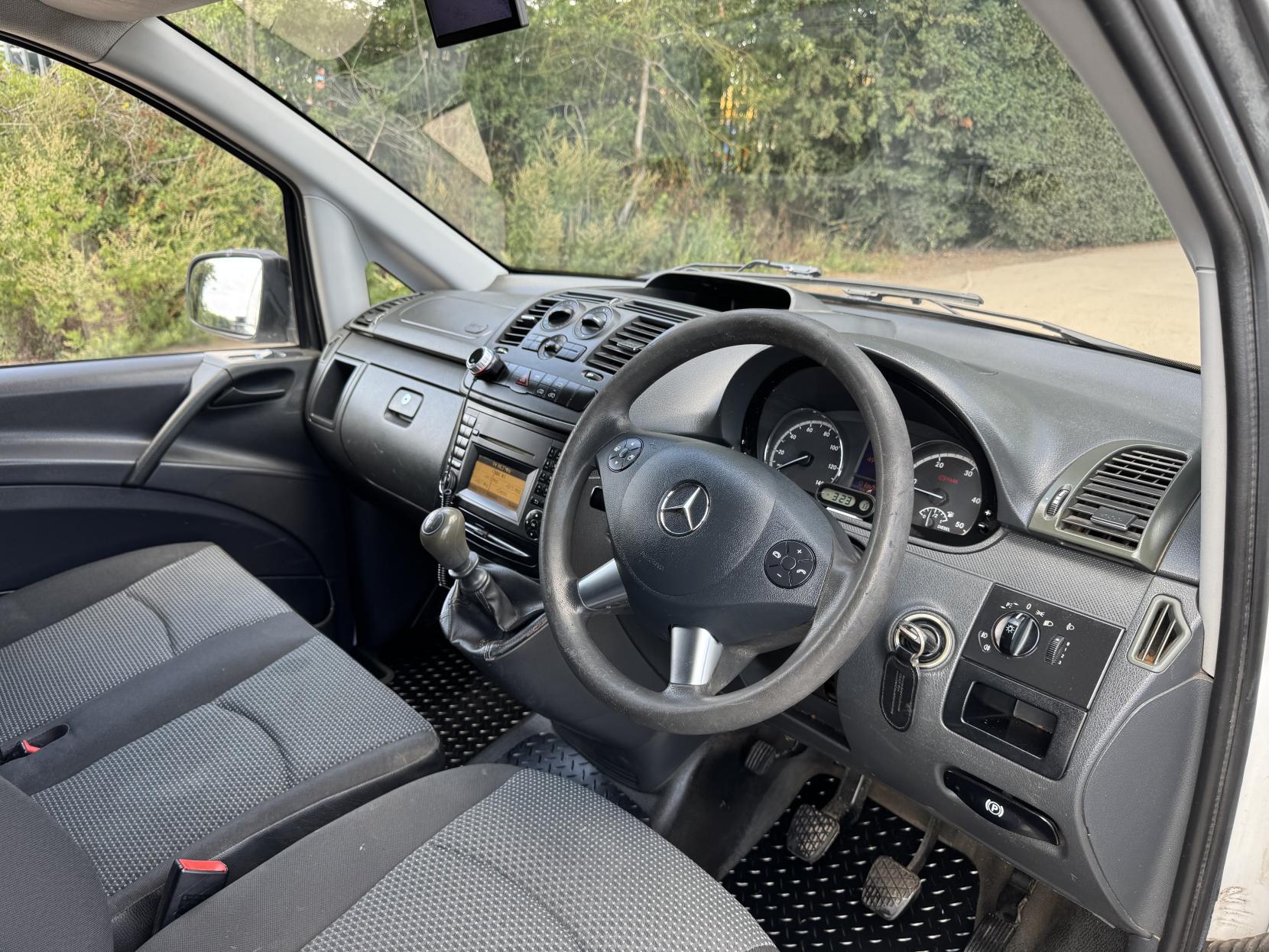 Mercedes-Benz Vito 2.1 110 CDi Panel Van 5dr Diesel Manual L1 (206 g/km, 95 bhp)